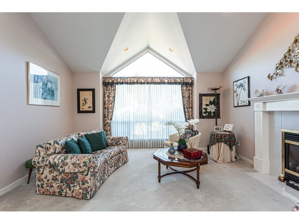 8168 154 St