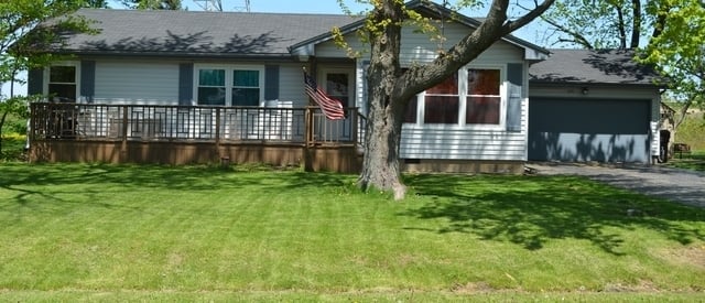 109 Laura Ln