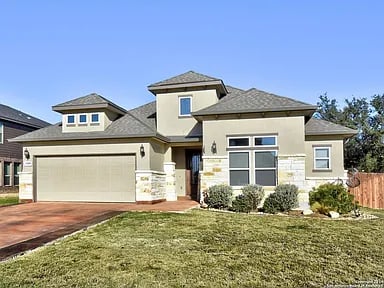 15408 Capri Ln