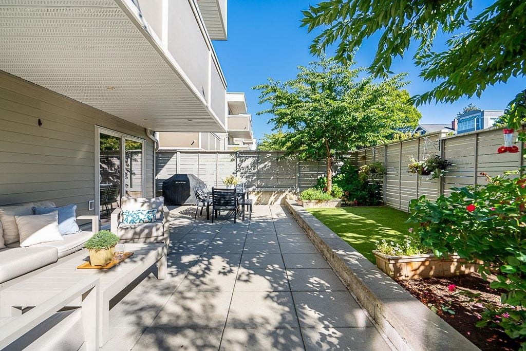 1775 W 11 Ave, #101