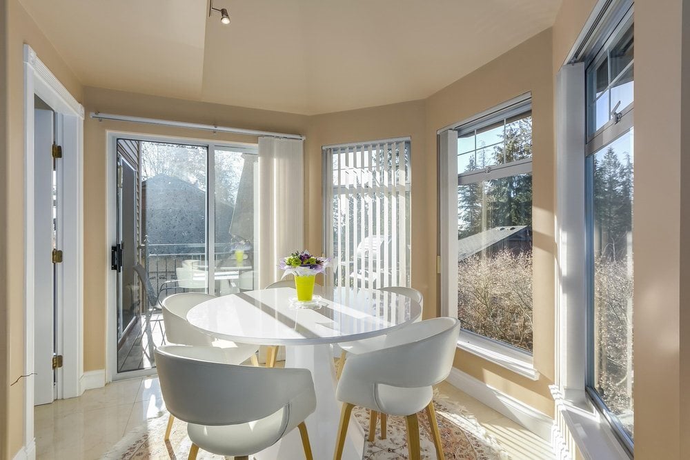 1120 Strathaven Dr