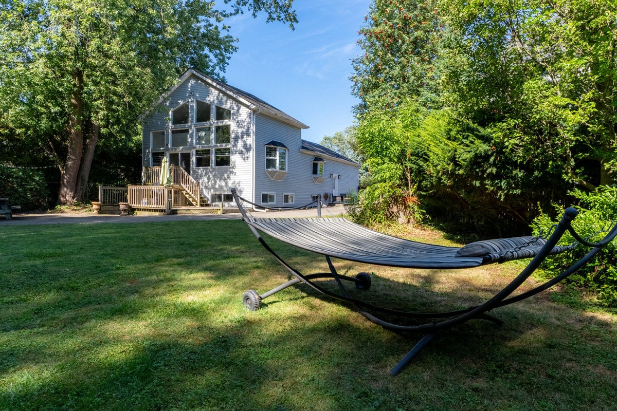 708 Montbeck Cres
