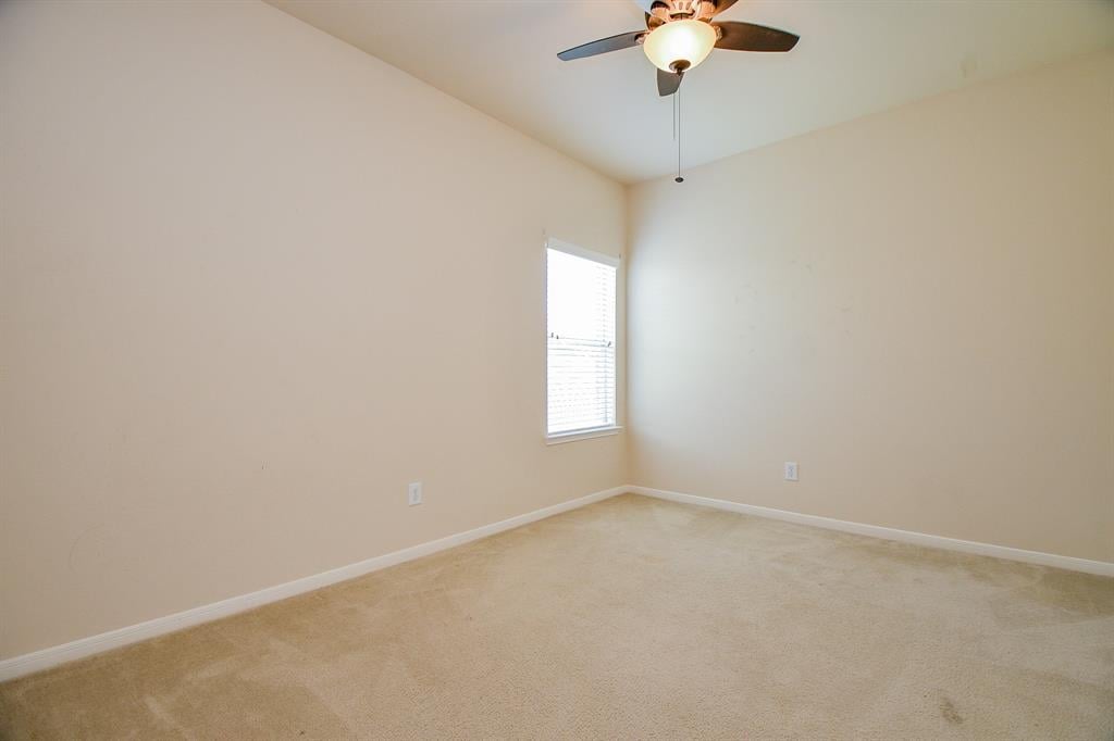 21622 Crest Peak Wy