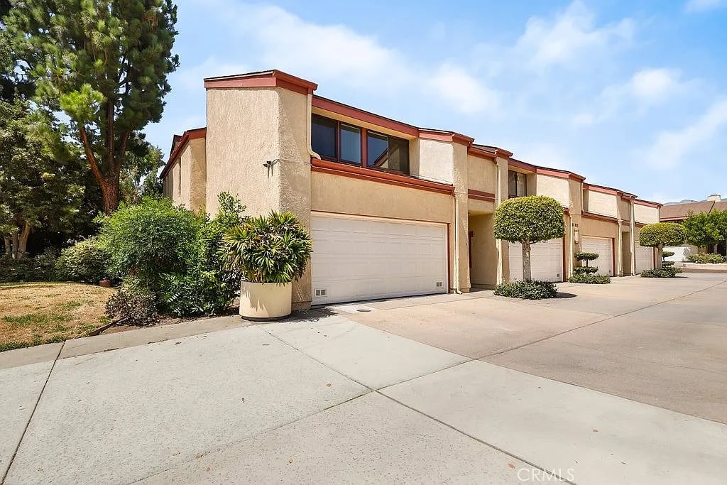 1015 Arcadia Ave #1