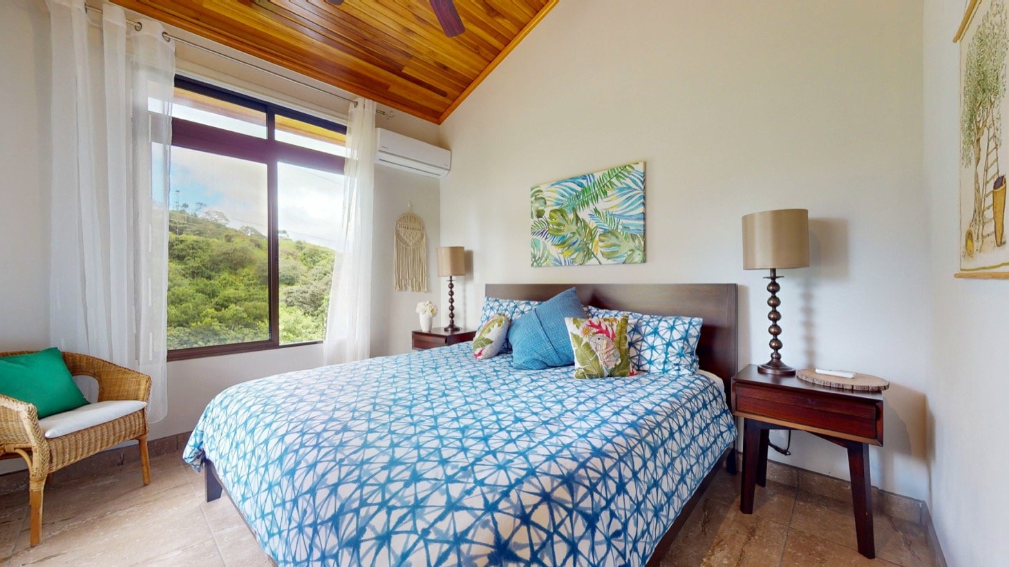 The Best Mountain View Home in South Pacific Costa Rica!