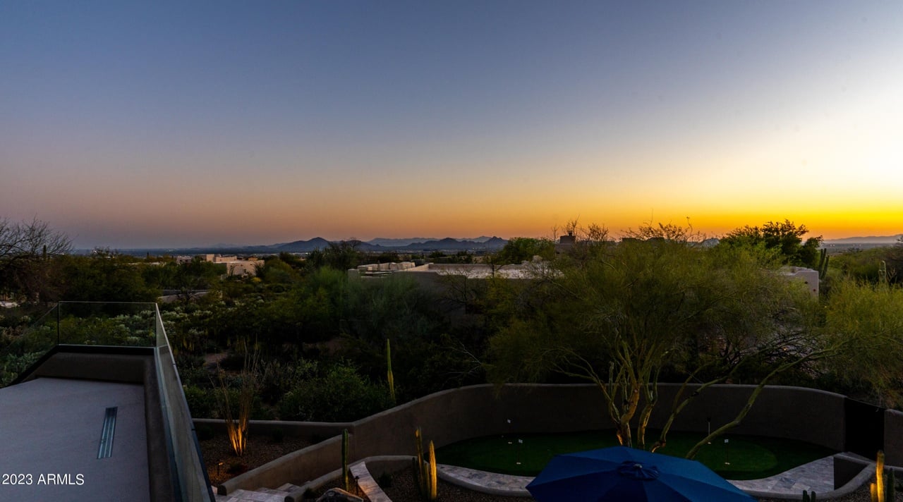 9387 E Adobe Dr