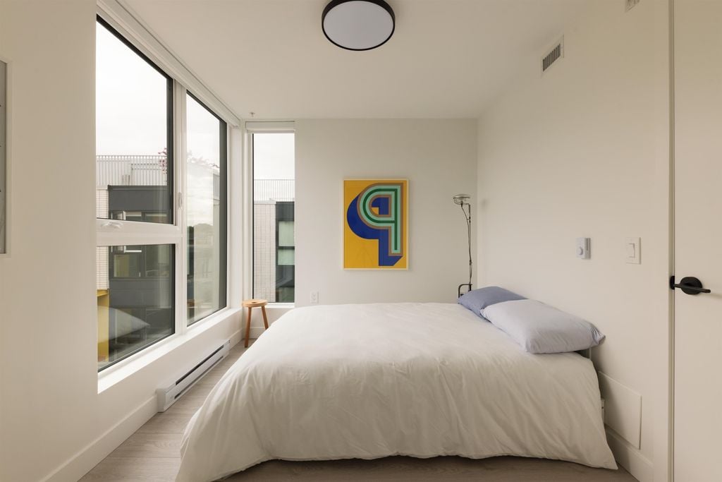 322 E 15th Ave, #215