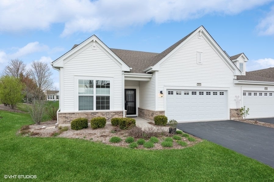 1810 Hannah Ln