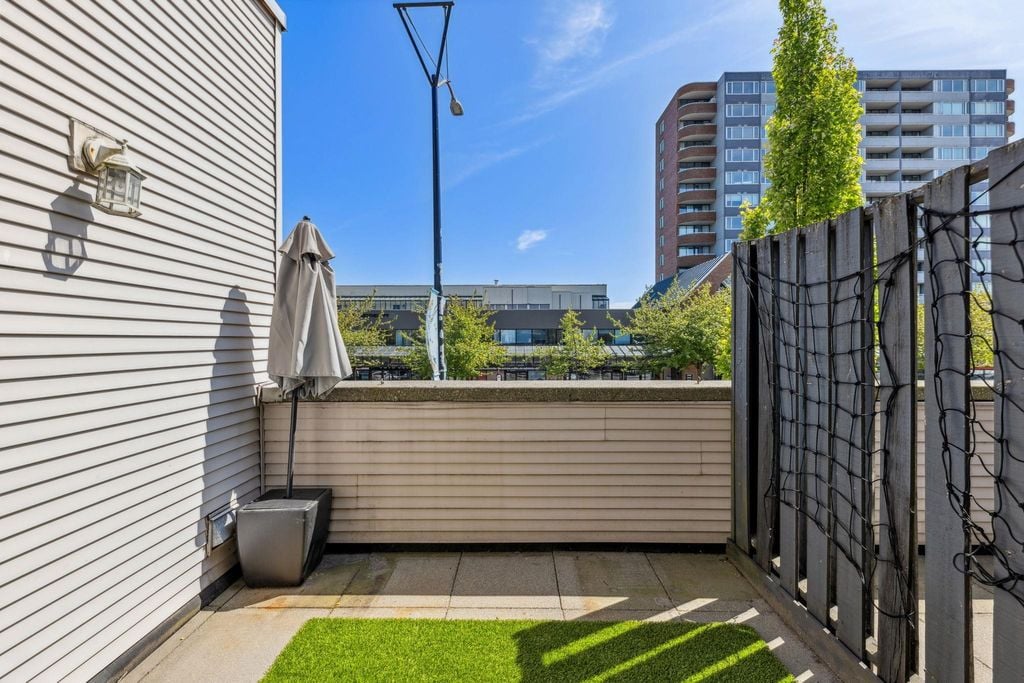 3939 Hastings St, #307