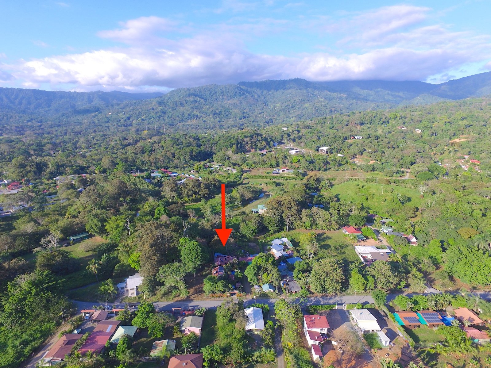 SUCCESSFUL BOUTIQUE HOTEL WITH OWNER’S HOME BY THE BEACH IN UVITA