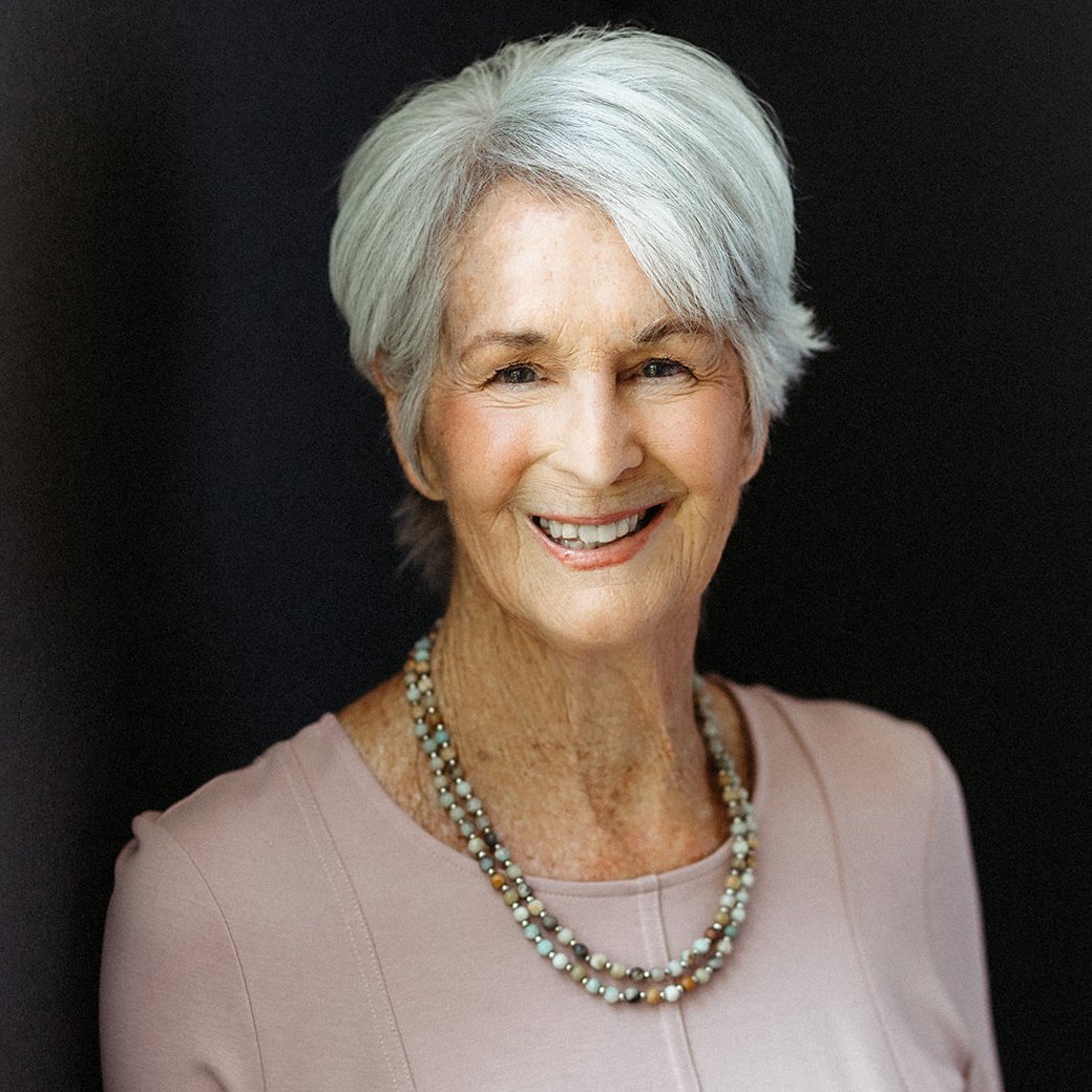 Sue Erkkinen Providence, RI Real Estate Agent Headshot