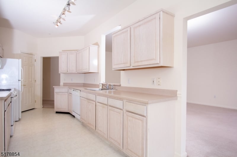 1311 Franklin Ln