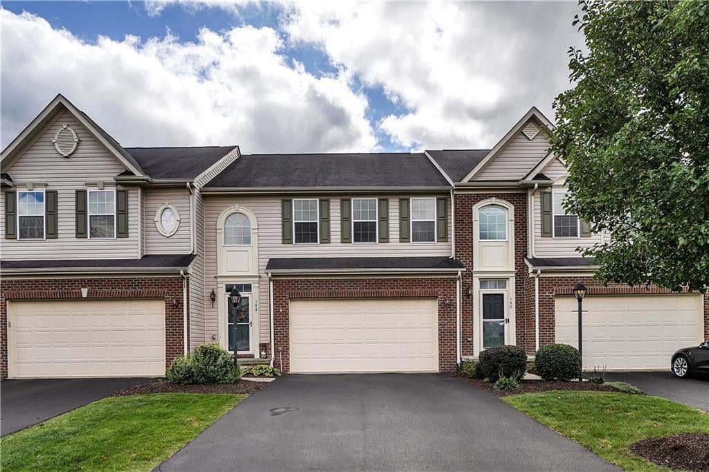 142 Kensington Dr