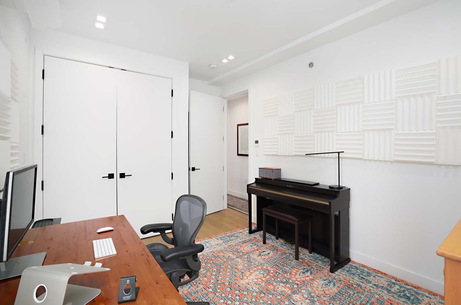 906 Bergen St #5B