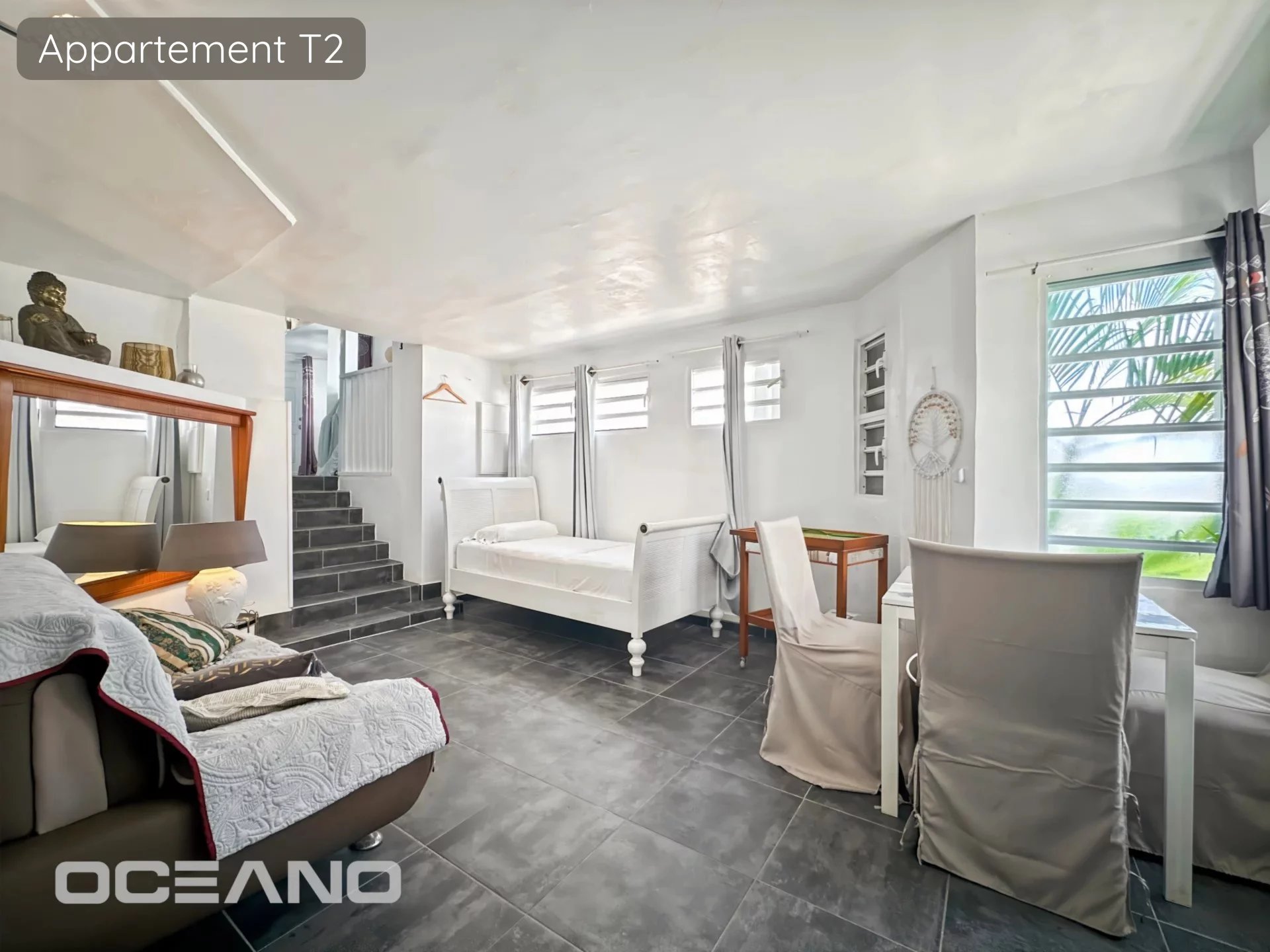 EXCLUSIVE : Set of 2 Apartments (T3 & T2) with Terraces - Charm and Investment Potential