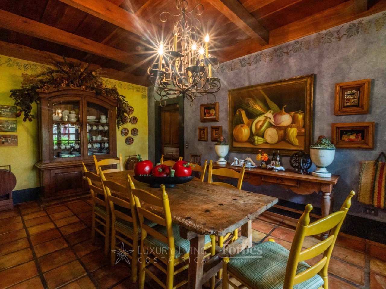 19136 - Architectural Hacienda Style Mansion