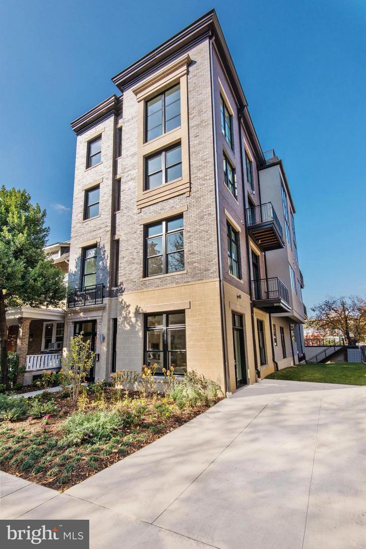 1767 Lanier Pl NW #1