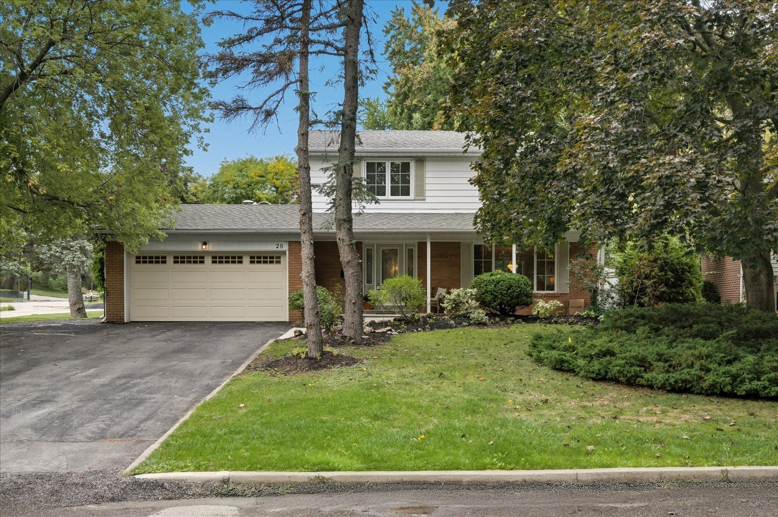 28 Christman Crt 