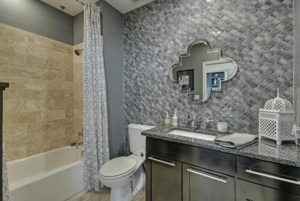 1600 Barton Springs Rd