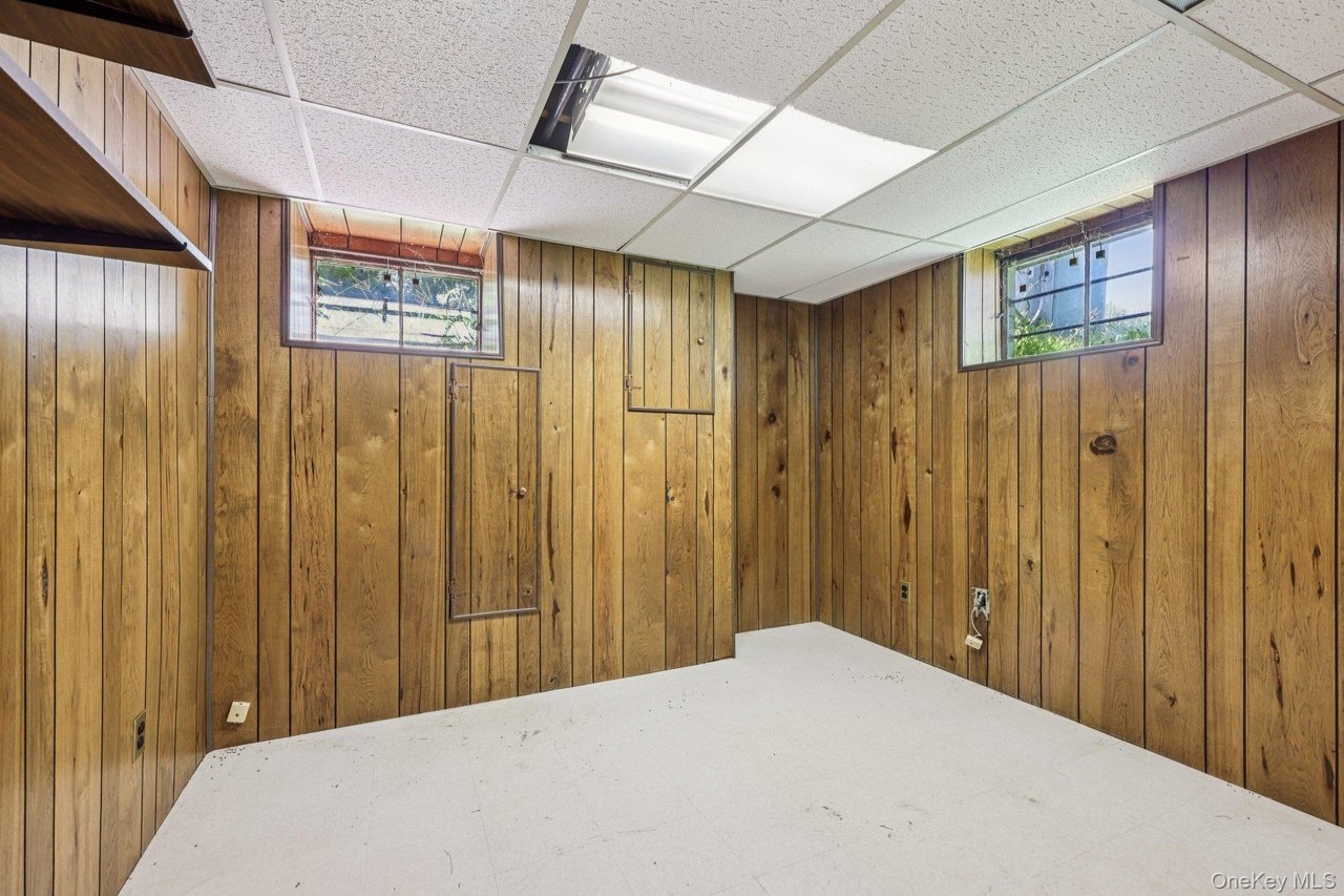 102 Grand Blvd