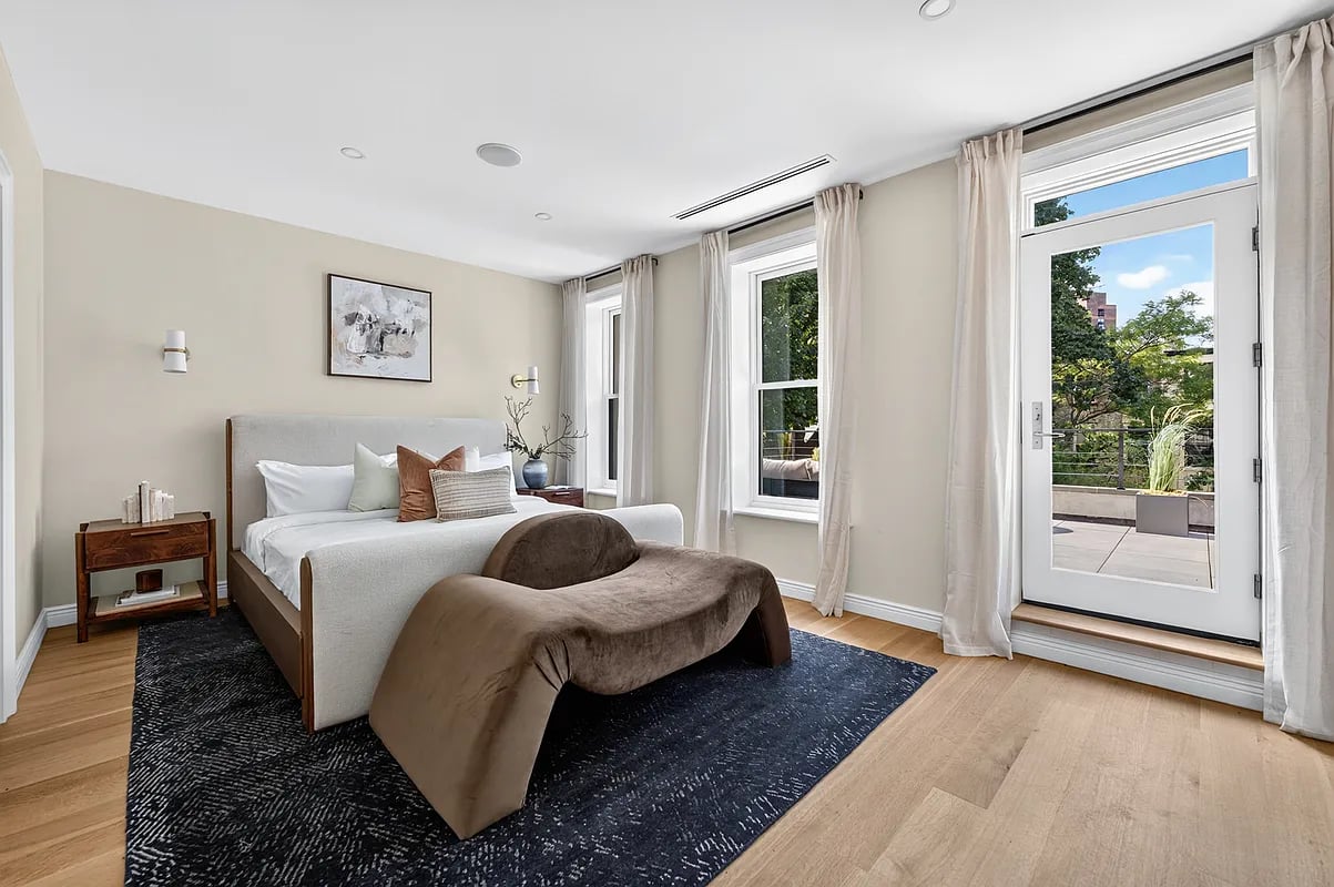 428 Vanderbilt Ave 