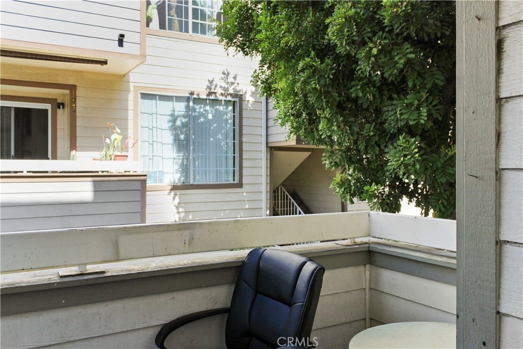 11150 Glenoaks Blvd #97