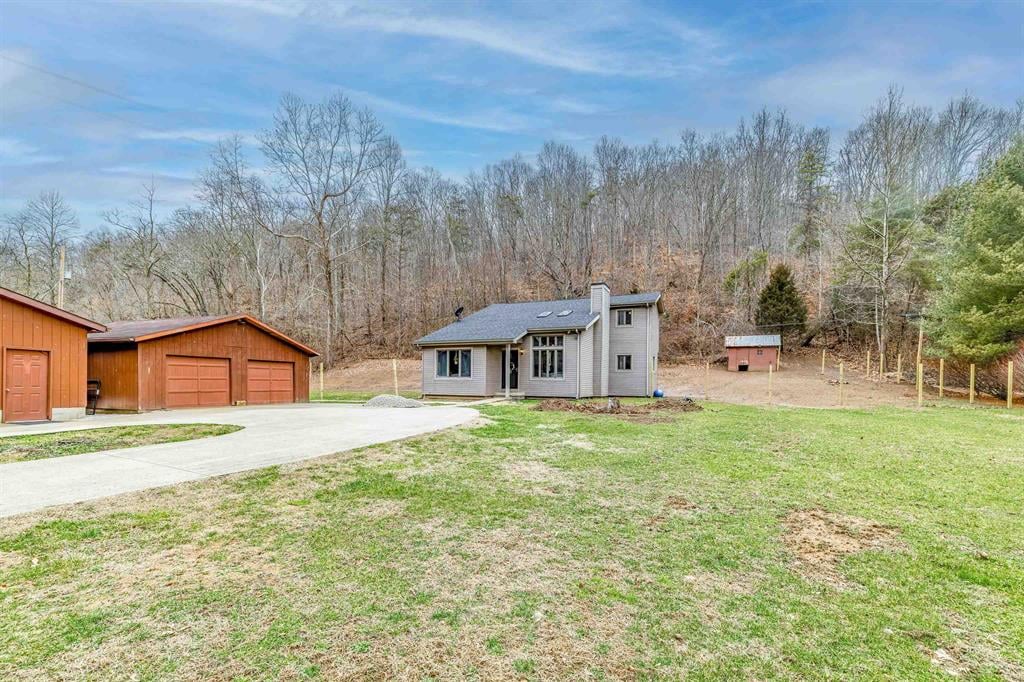 794 Brushy Fork Road Catlettsburg, KY