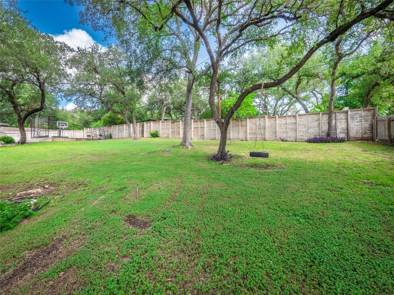 4901 Timberline Dr