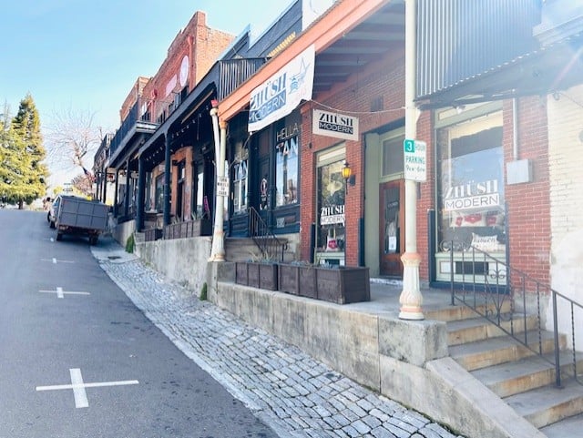 Auburn