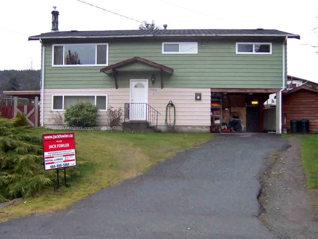 1856 Alder Pl