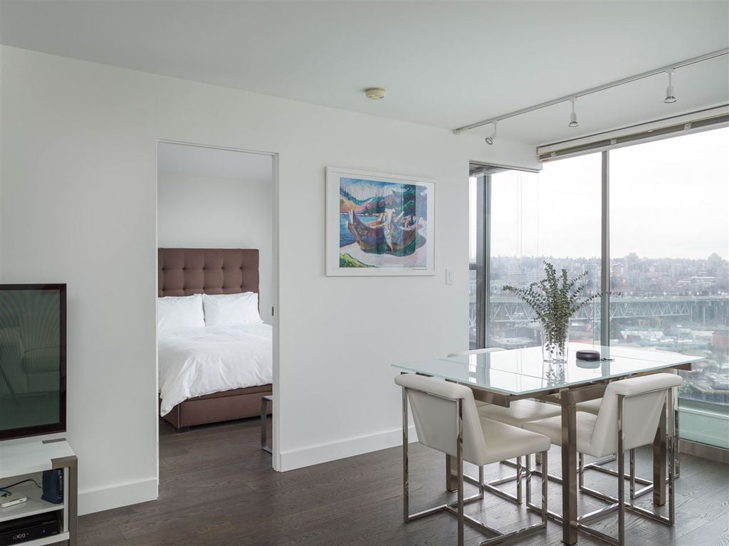 1000 Beach Ave, #1803