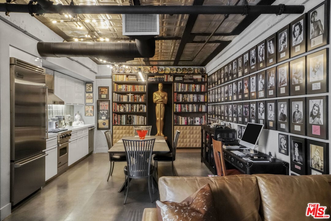 6253 Hollywood Blvd, #903