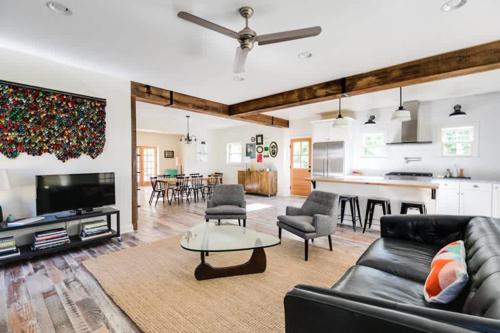 House Tour: A Modern Farmhouse