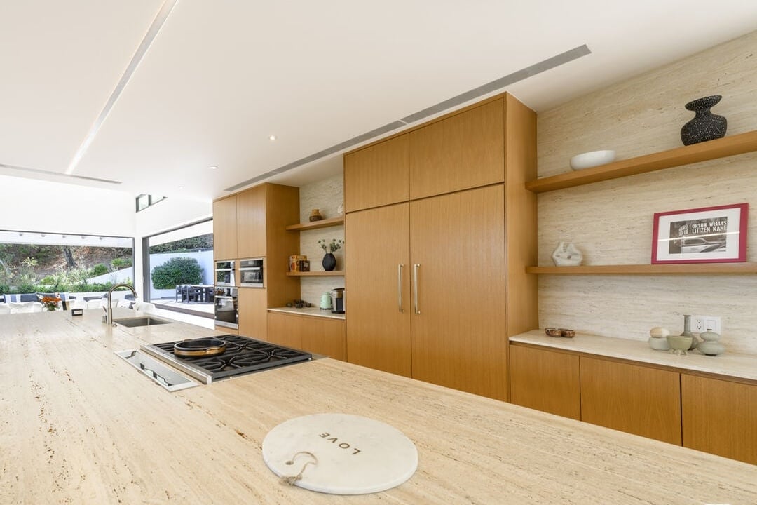 Pinnacle Manor, Willow Glen Rd, 90046