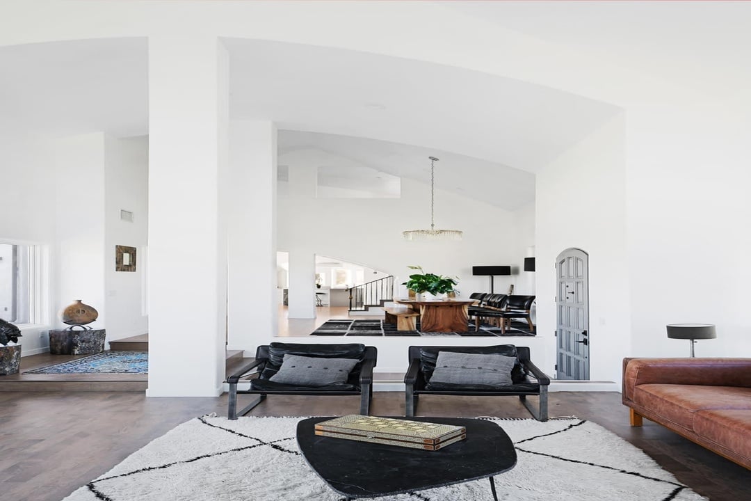 Grandeur House