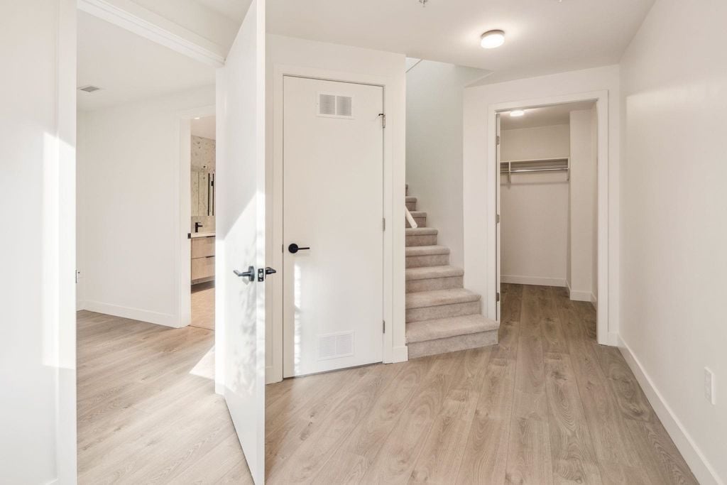 322 E 15th Ave, #214