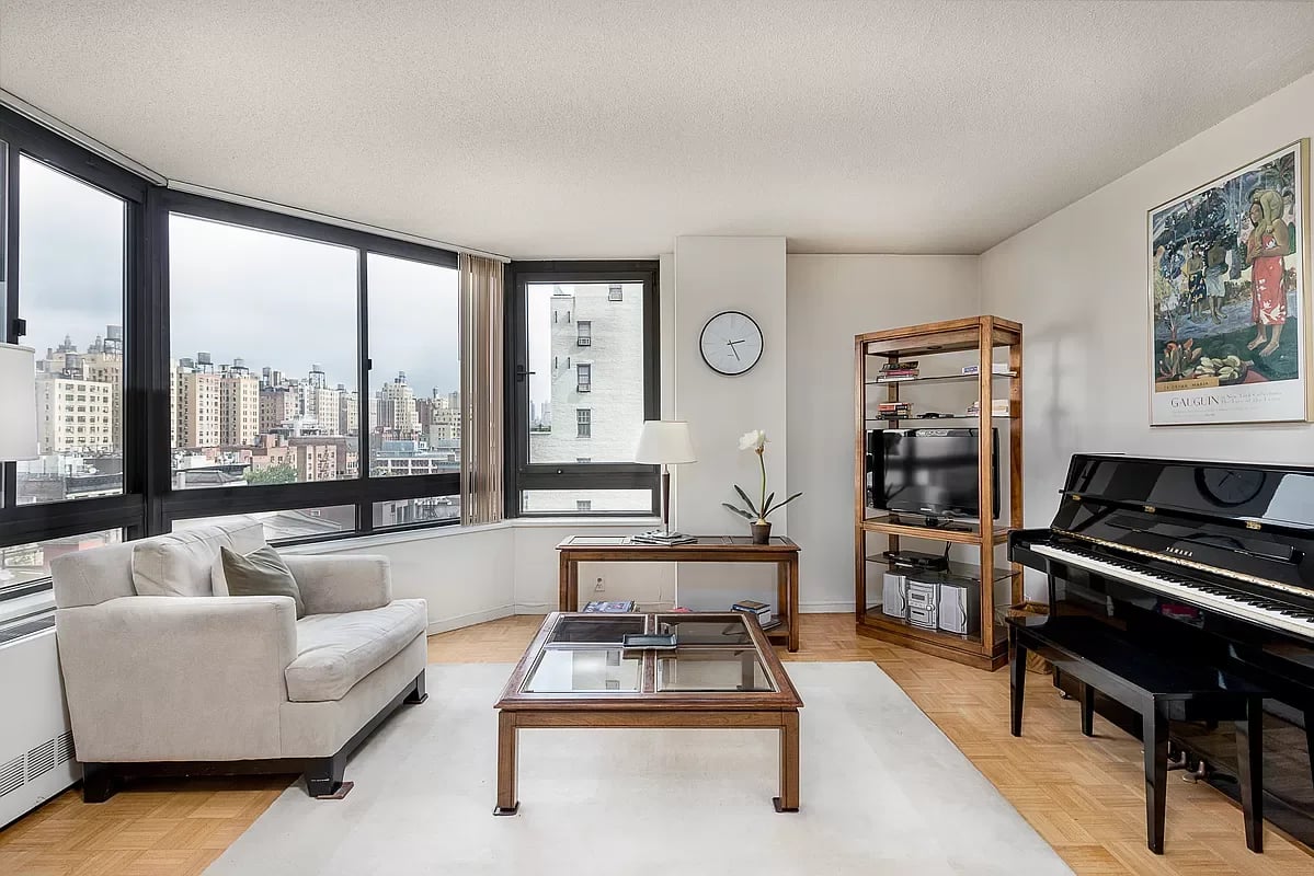 225 West 83rd Street Unit: 10Z