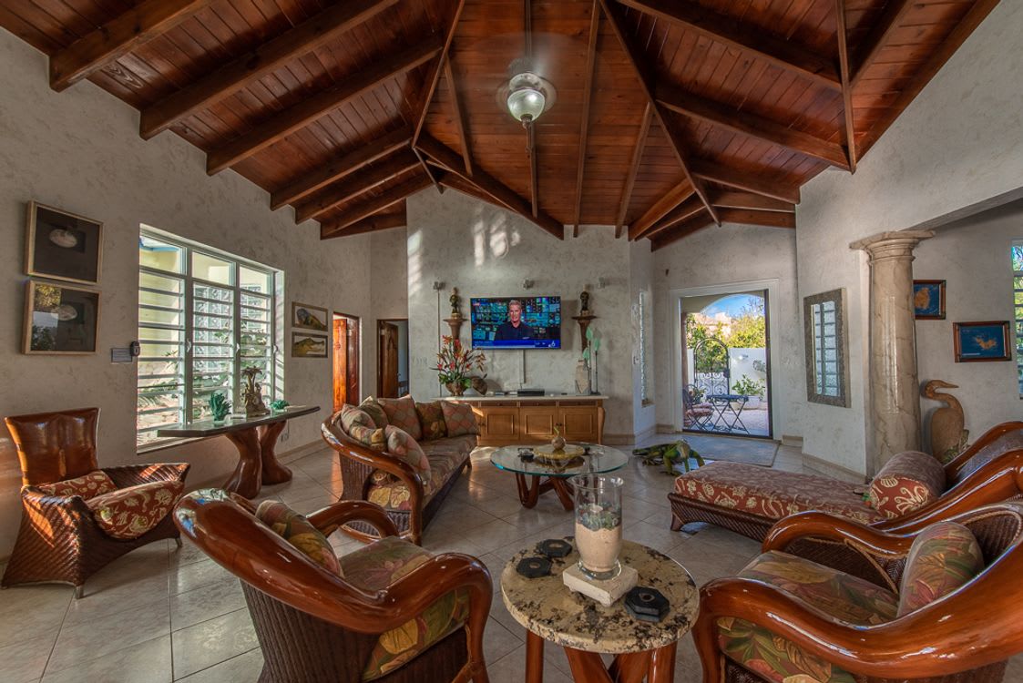 Ambrosia Villa- Shoal Bay East