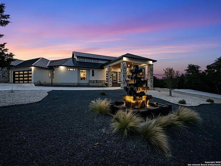 25003 Miranda Ridge