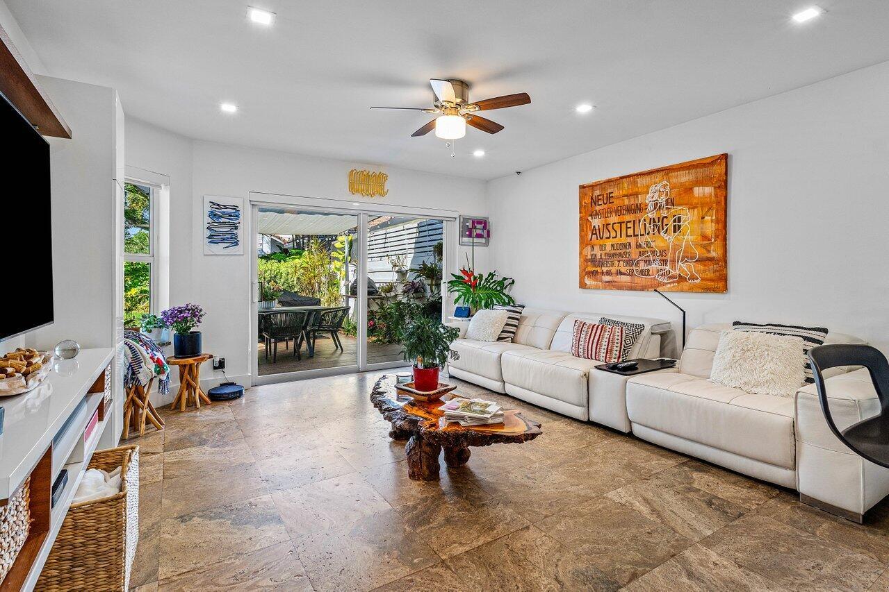 2093 NW 52nd St 2093