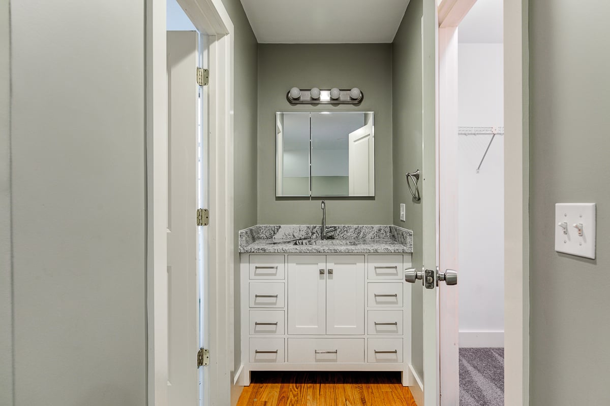 79 Garfield Street, Newport, RI 02840