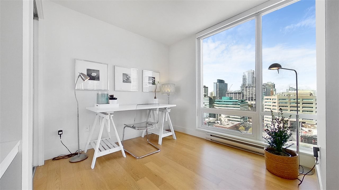 1705-565 Smithe Street, Vancouver