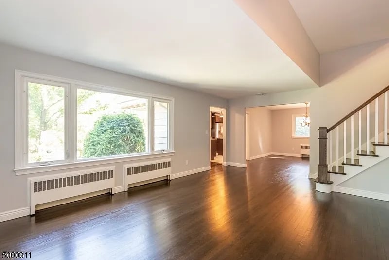 49 Rosemont Ter