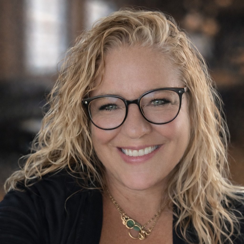 Donna Schultze Waukee, IA Real Estate Agent Headshot