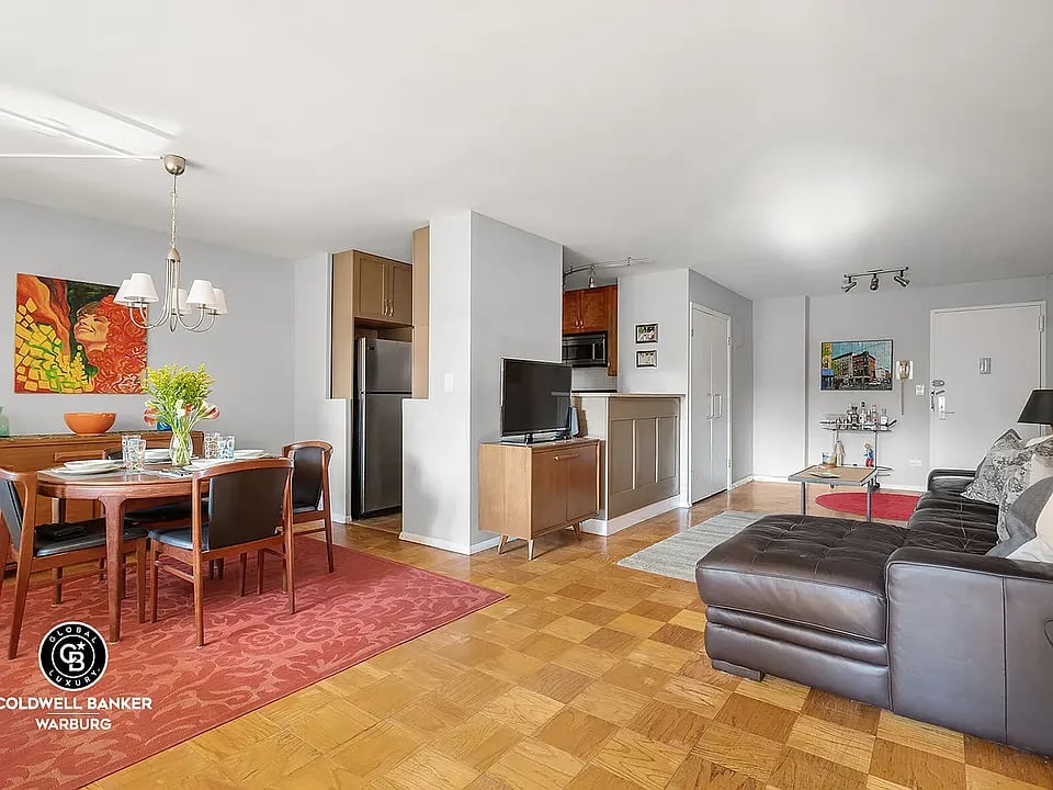 16 West 16th Street 8CS