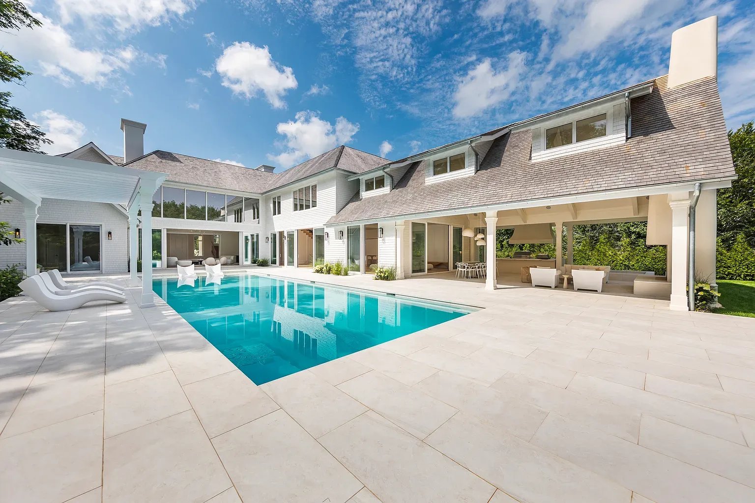 827 Head of Pond Rd