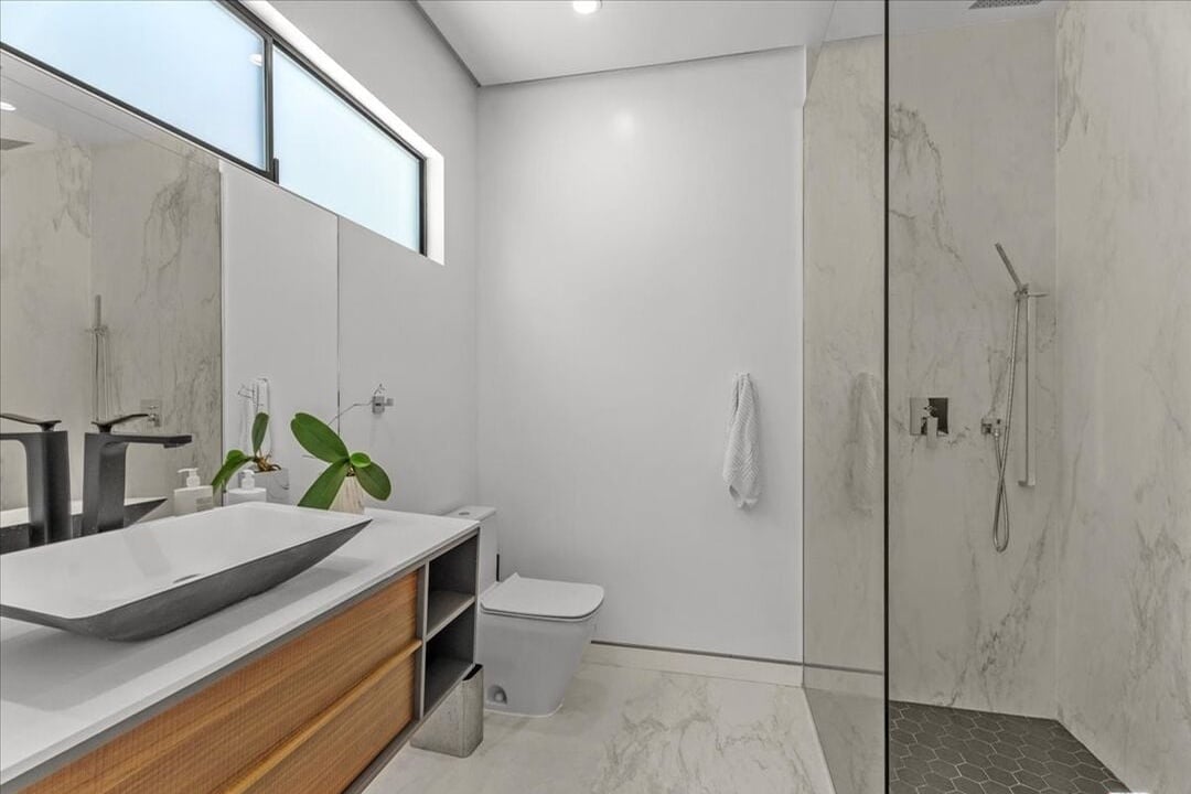 Celestia Estate, Hercules Dr, 90046