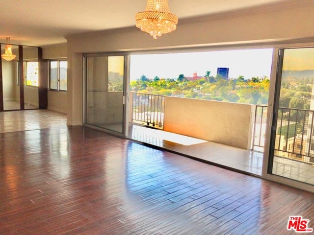 10450 Wilshire #12E