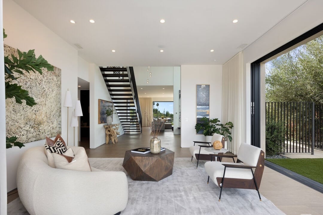 Beverly Ranch Road, 90210