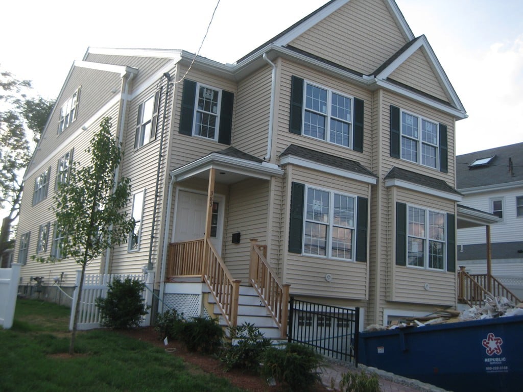 385 Hillside Ave #2